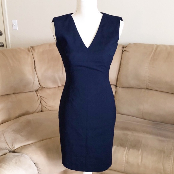 REISS Faulkner V-Neck Wool Blend Dress - Picture 3 of 9